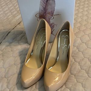 Jessica Simpson Parisah nude heels